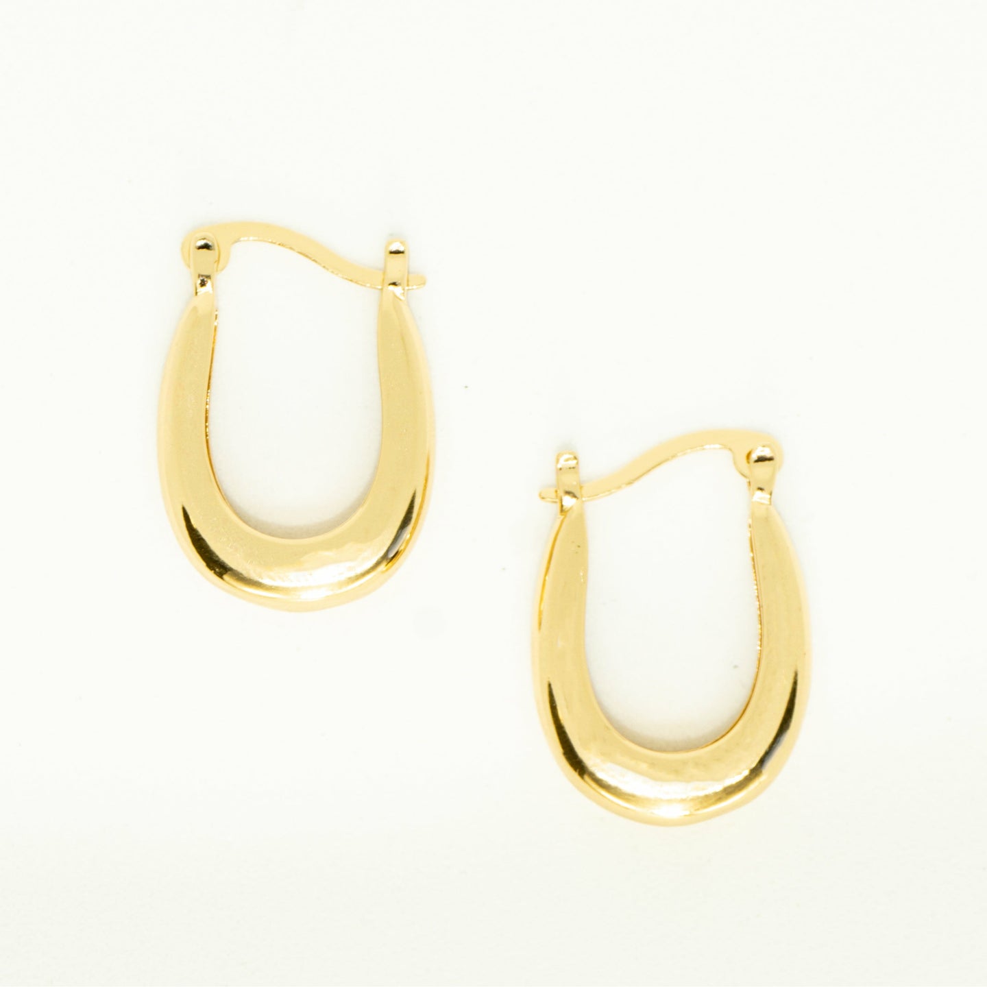 Horse Shoe Earrings | Gold Jewelry | Umilele Jewels